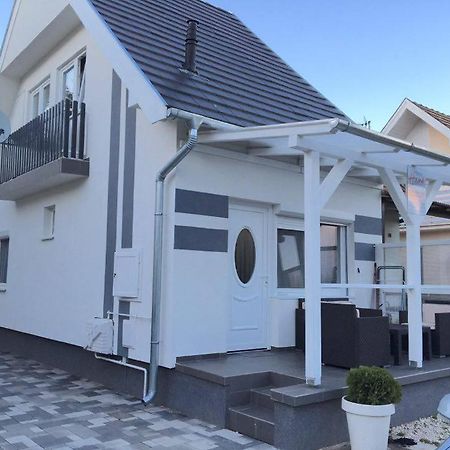 Rita Apartmanhaz Бюк Экстерьер фото