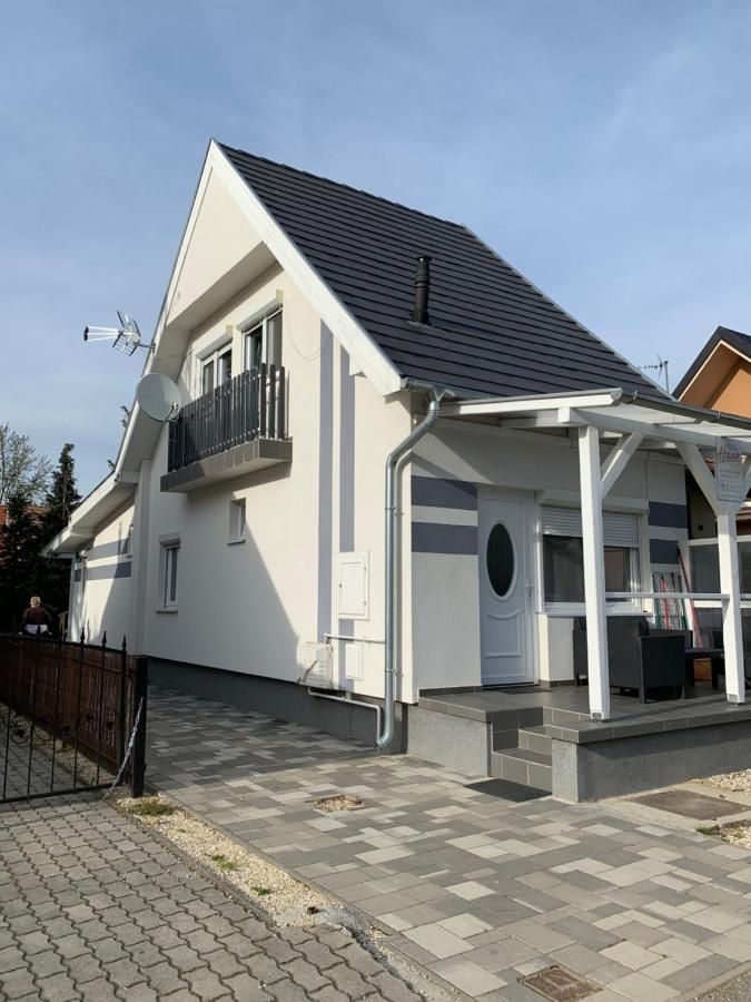 Rita Apartmanhaz Бюк Экстерьер фото